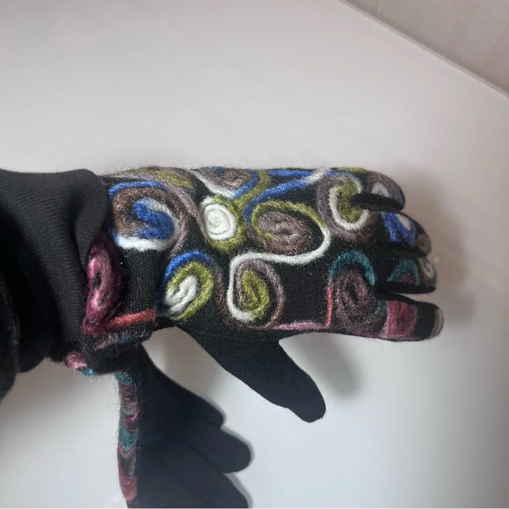 Tina Davies Professional Swirl Print Touchscreen Gloves – Colorful Winter Warm - Picture 10 of 13